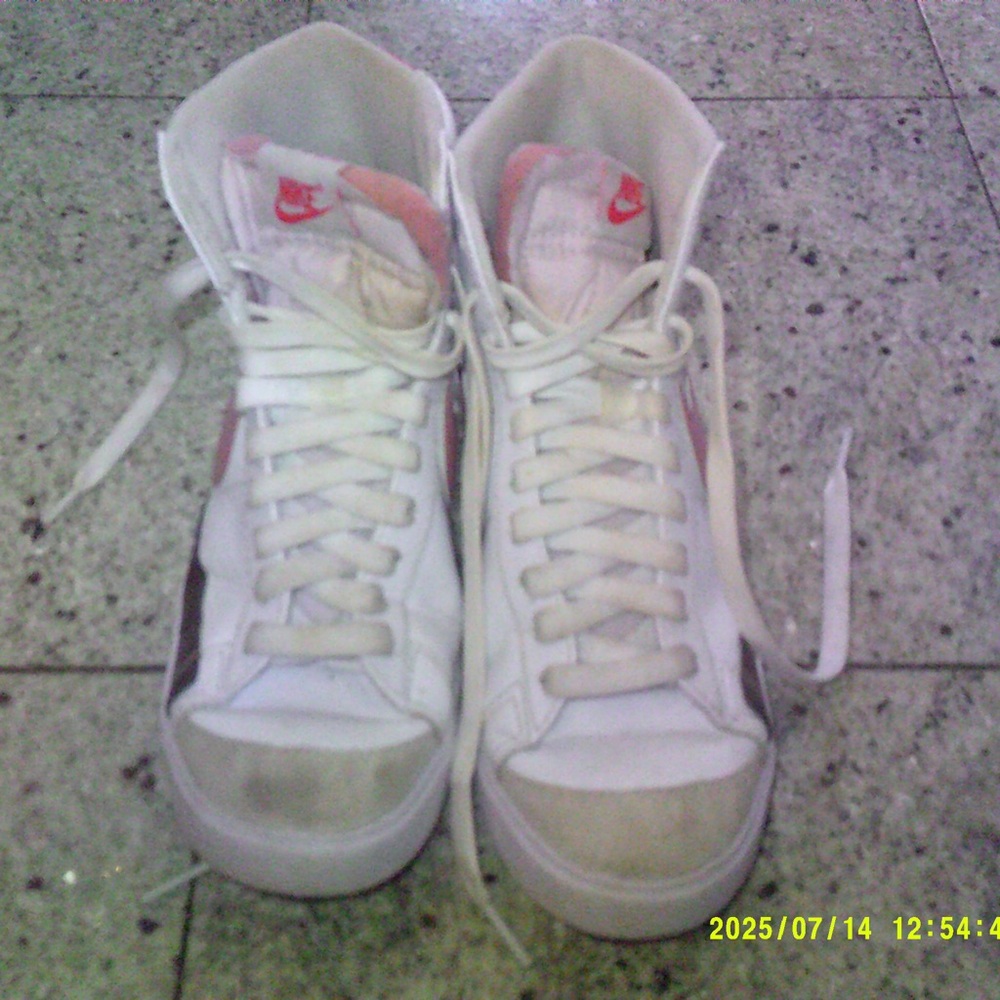 Nike Women's White and Red High-Top Sneakers